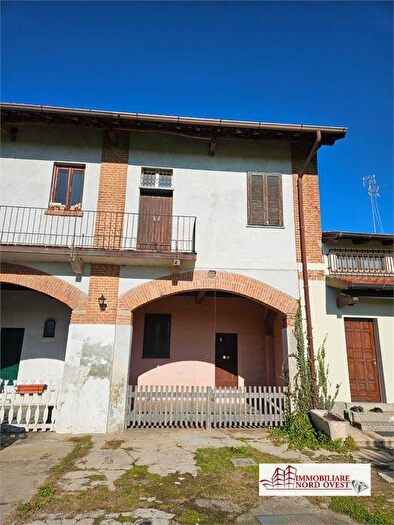 Casa trilocale in vendita in Cascina Legoratta Snc, Sedriano