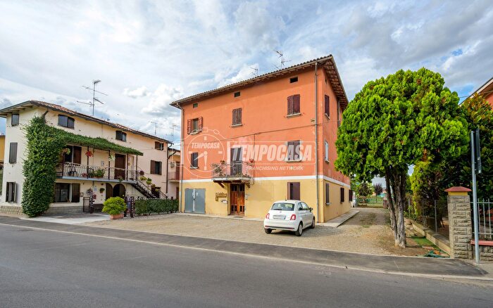 Appartamento trilocale in vendita in Via San Cesario, Castelfranco Emilia