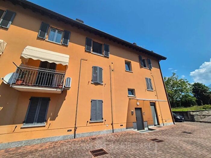 Appartamento bilocale in vendita in Via Inganna, Colico