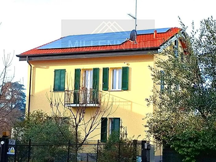 Appartamento trilocale in vendita in Arona