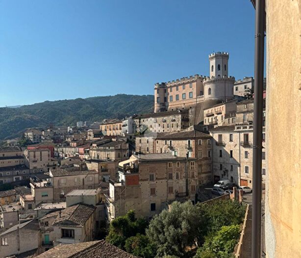 Appartamento con 6 locali in vendita in Via Toscano, CoriglianoRossano