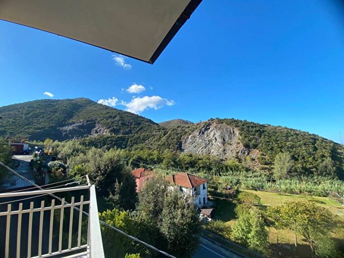 Casa con 6 locali in affitto in Via Lorenzo Gardella, Bargonasco, Casarza Ligure
