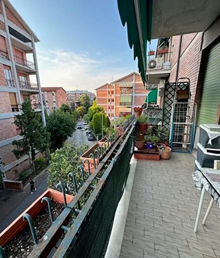 Appartamento trilocale in vendita in Modena Emilia Romagna Musicisti Italia, Modena