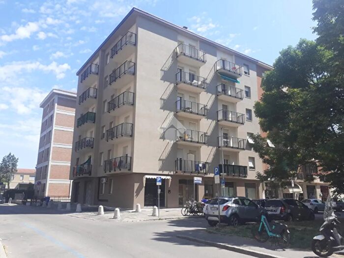 Appartamento trilocale in vendita in Piazza Michelangelo Buonarroti, Parma