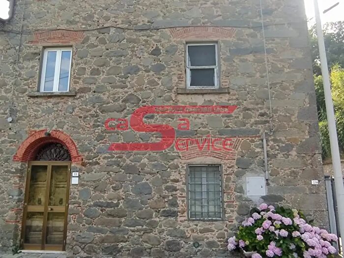 Casa con 8 locali in vendita in a dei Giannini, Montecatini Terme