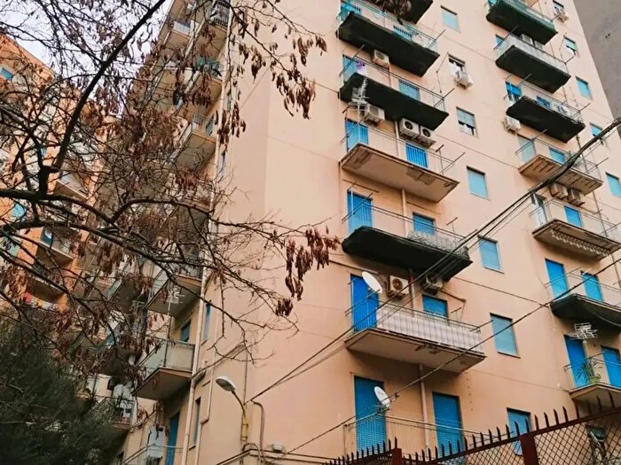 Appartamento trilocale in vendita in Via Dante, Agrigento