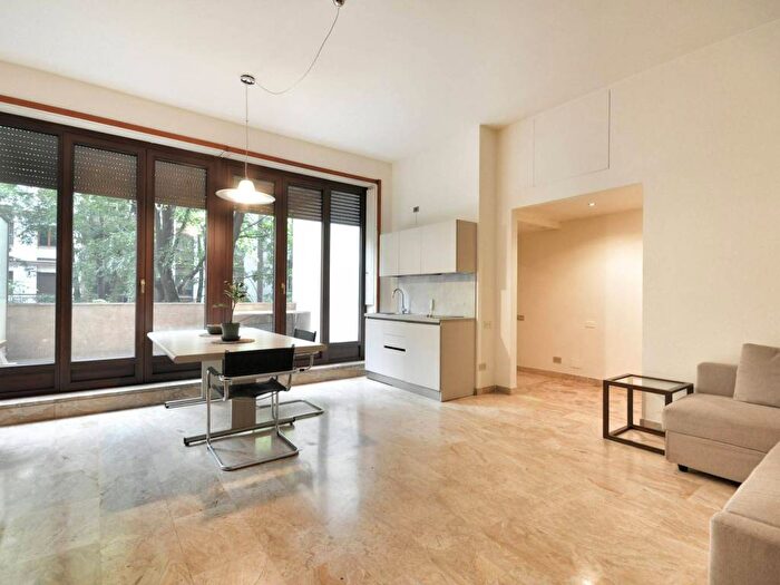 Appartamento monolocale in affitto in Via Vincenzo Monti, Vincenzo Monti, Milano