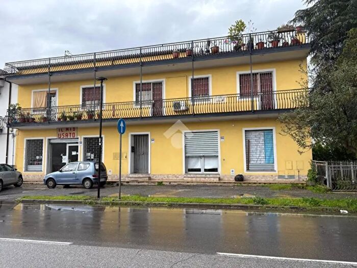 Appartamento quadrilocale in vendita in Via Giuseppe Verdi, Rende