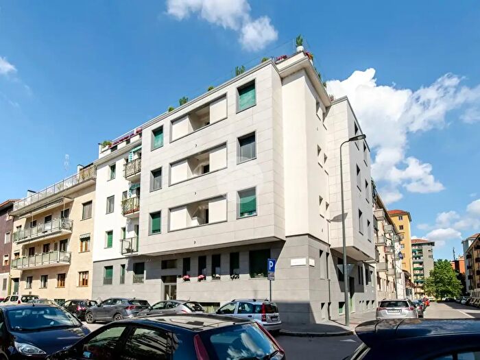 Appartamento bilocale in vendita in Via Padulli, Milano