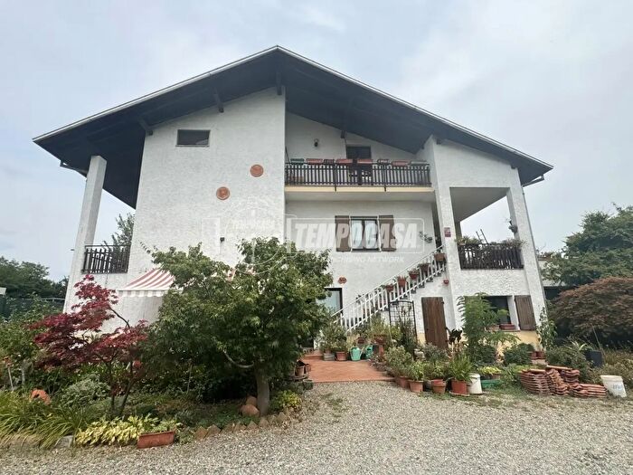 Casa con 5 locali in vendita in Via Spinei, Cossato
