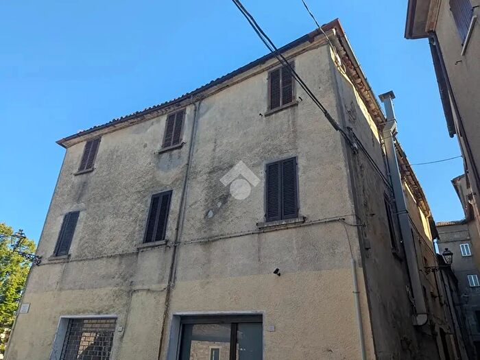 Appartamento con 6 locali in vendita in Via Dante Alighieri, Monte Grimano Terme