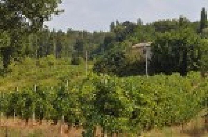 Casa con 6 locali in vendita in Via Monte Grappa, Jesi