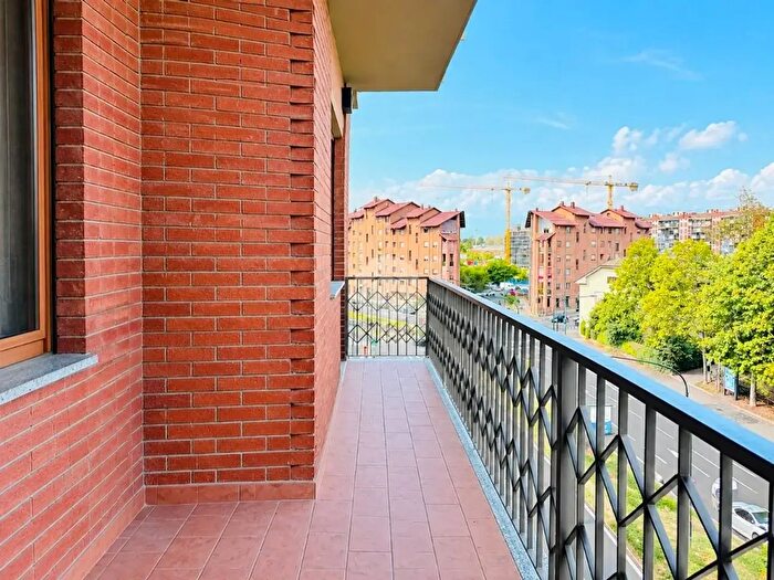 Appartamento con 5 locali in vendita in Piazza Stampalia, Torino