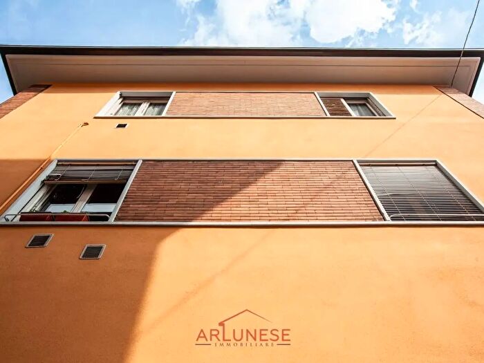 Appartamento bilocale in vendita in Via Palermo, Legnano
