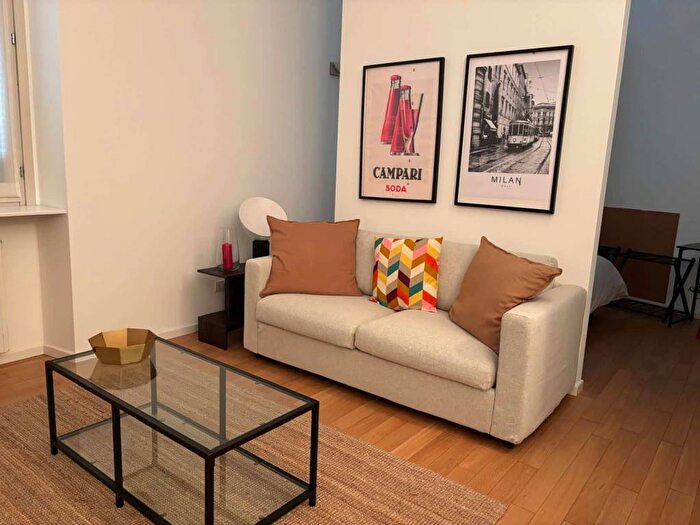 Appartamento bilocale in affitto in Via Casale, Navigli Darsena, Milano