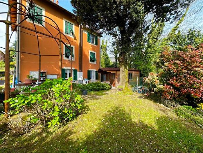 Casa con 6 locali in vendita in Via Rutta, Campomorone