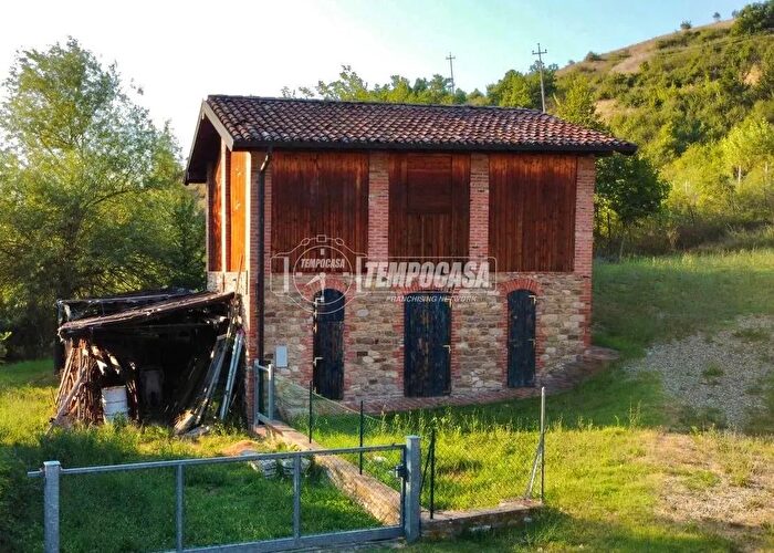 Casa quadrilocale in vendita in Via Lavino, Monte San Pietro
