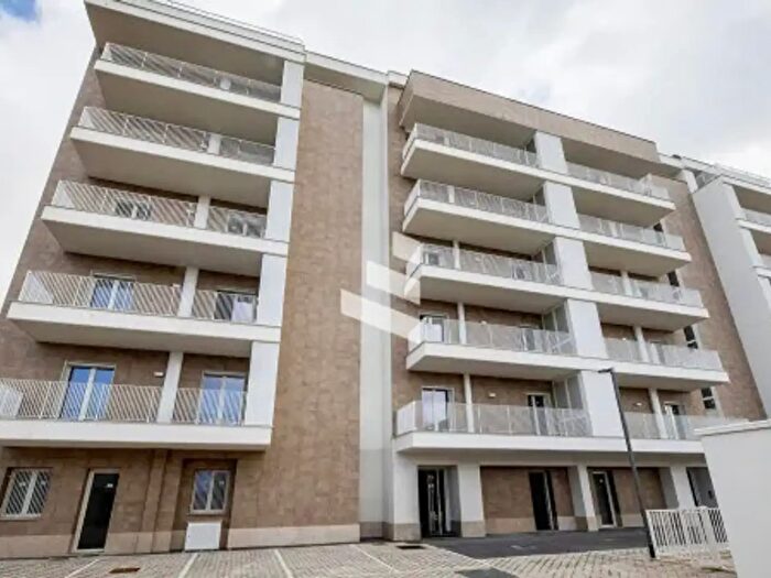 Appartamento trilocale in affitto in Via di Prato Cornelio, Roma