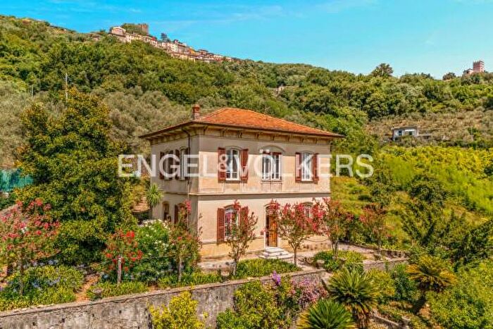 Casa con 6 locali in vendita in Via Provinciale, Arcola