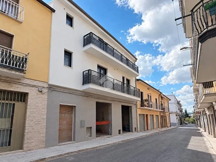 Appartamento trilocale in vendita in Via Francesco Morcaldi, San Giovanni Rotondo