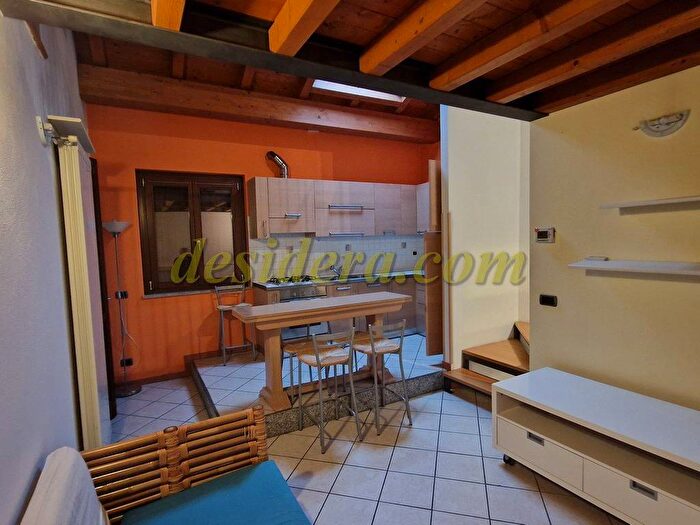 Casa bilocale in affitto in Via Pietro Micca, Centro, Castelletto Sopra Ticino