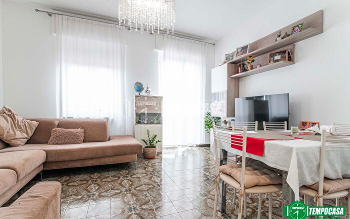 Appartamento bilocale in vendita in Via Mascagni, Garbagnate Milanese