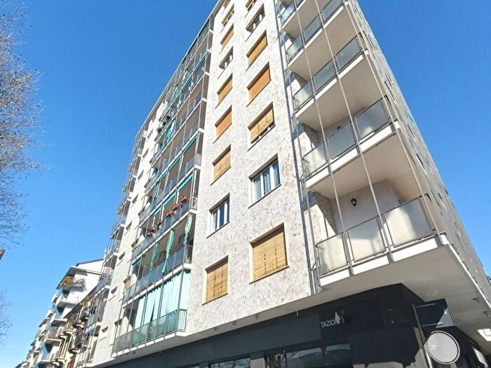 Appartamento trilocale in affitto in Via Montalto, Vanchiglietta, Torino