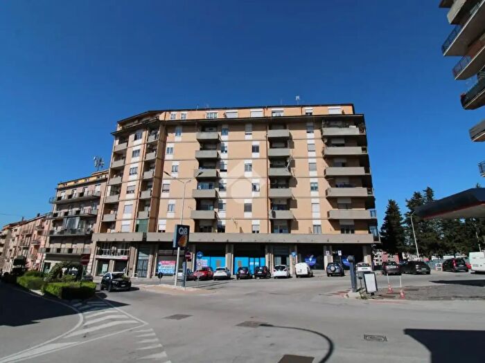 Appartamento quadrilocale in vendita in Via IV Novembre, Campobasso