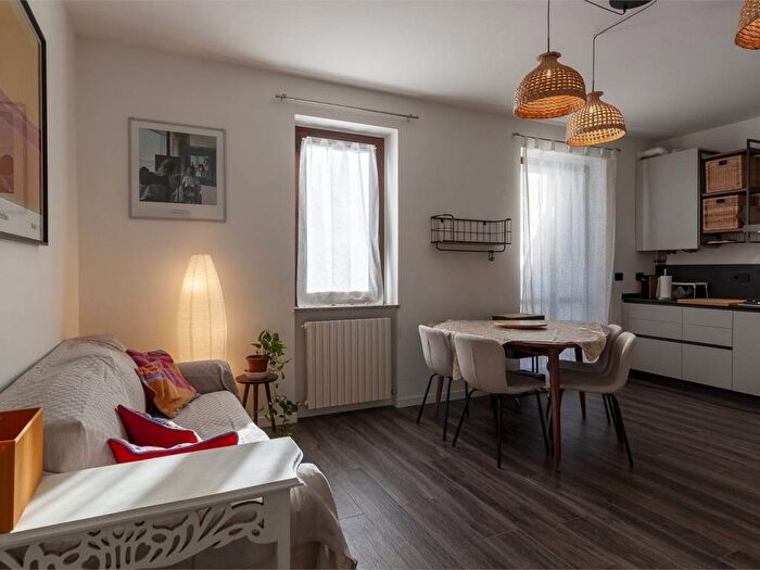 Appartamento trilocale in affitto in Via Val Zerbo, Centro, Abbadia Lariana