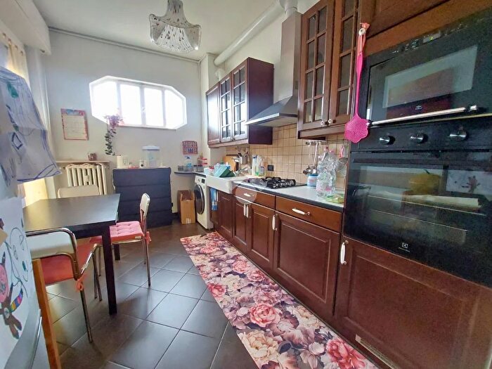 Appartamento trilocale in vendita in Via SantAmbrogio, Vittuone