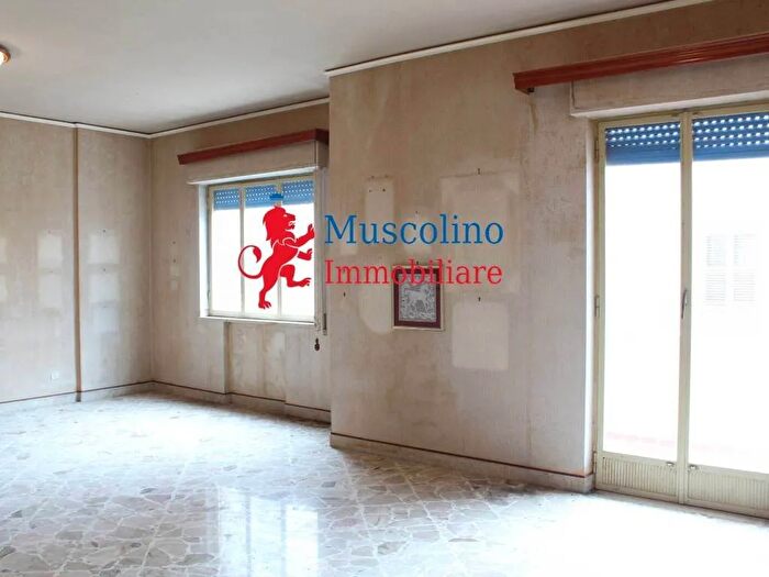 Appartamento con 6 locali in vendita in Mazara del Vallo, Mazara Del Vallo