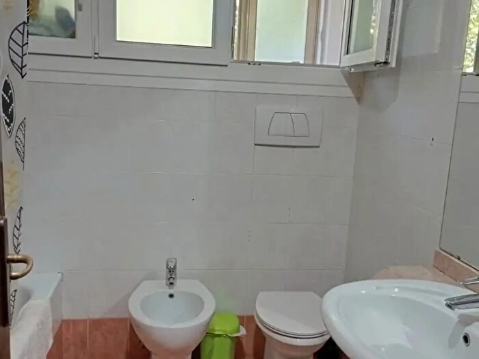 Appartamento quadrilocale in affitto in Via Genuzio Bentini, Bologna