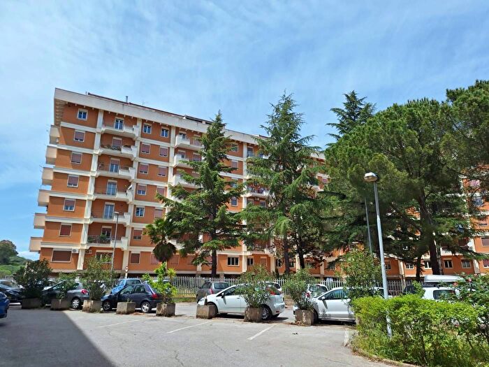 Casa quadrilocale in vendita in Via Leonida Bissolati Caltanissetta, Caltanissetta