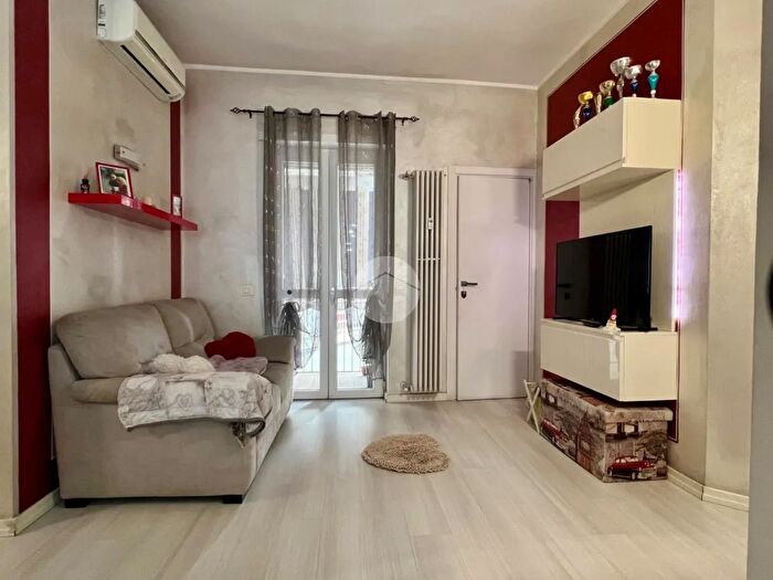 Appartamento trilocale in vendita in Corso Felice Cavallotti, Asti