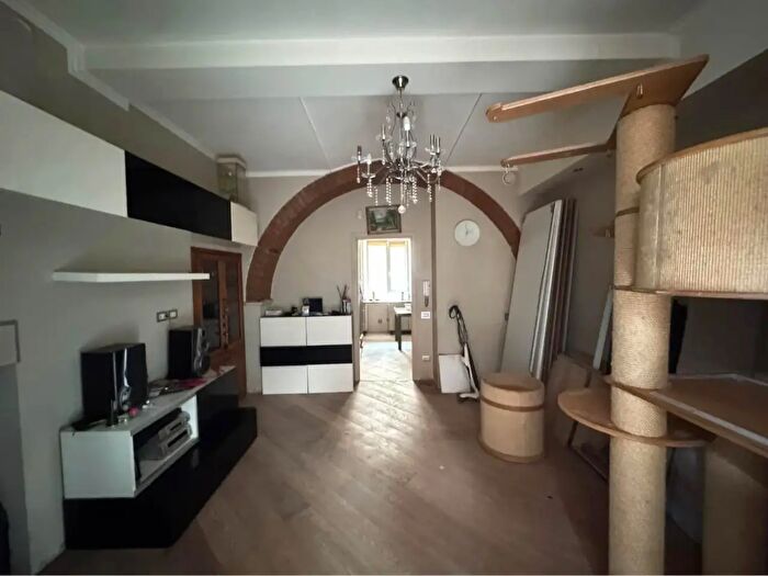 Appartamento trilocale in vendita in Massa