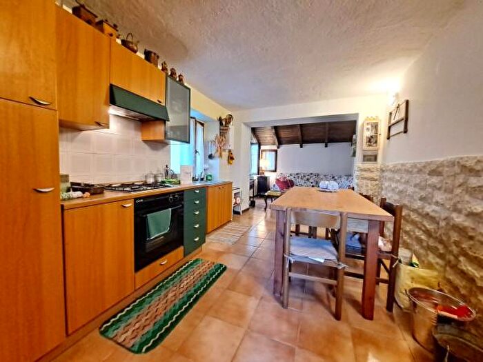 Casa bilocale in vendita in Via Morbio, Stazzona