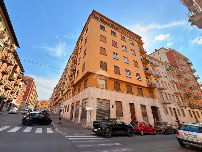 Appartamento trilocale in vendita in Via Principessa Clotilde, Torino