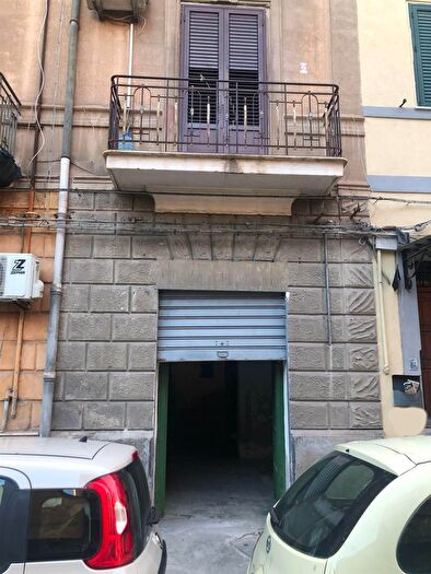 Appartamento trilocale in vendita in Palermo