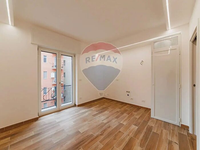 Appartamento trilocale in vendita in Viale Salandra, Bari