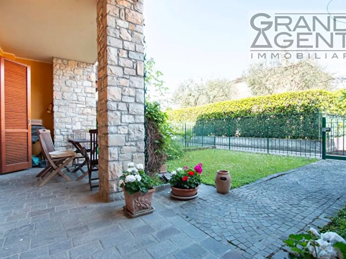 Casa con 5 locali in vendita in Via Parzani, Adro