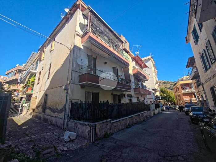 Appartamento bilocale in vendita in Via del Lavoro, Tivoli