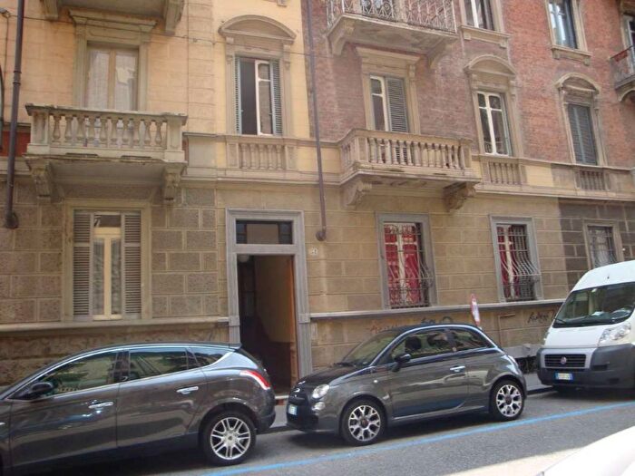 Appartamento trilocale in affitto in via Via Giacinto Collegno, Cit Turin, Torino