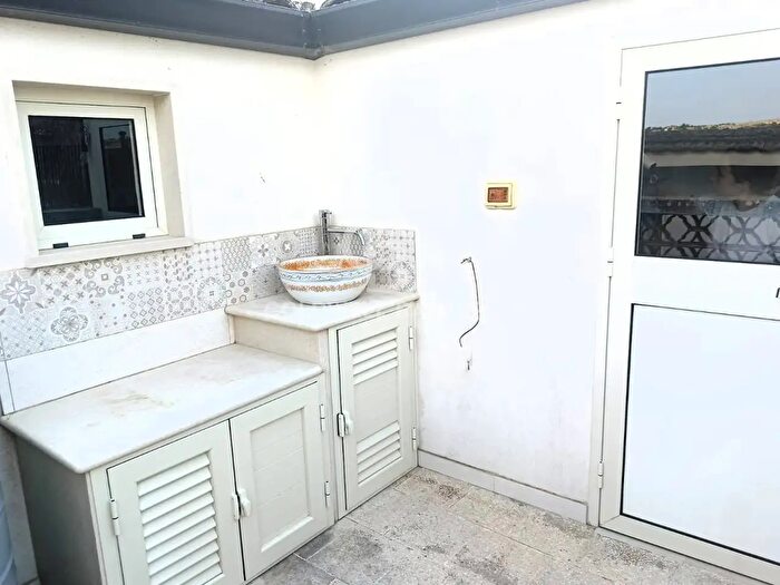 Casa trilocale in vendita in Via Abita, Modica