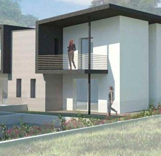 Casa con 5 locali in vendita in Albinea