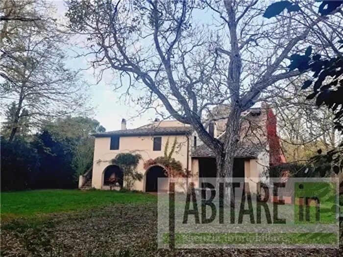 Casa con 8 locali in vendita in San Casciano In Val Di Pesa