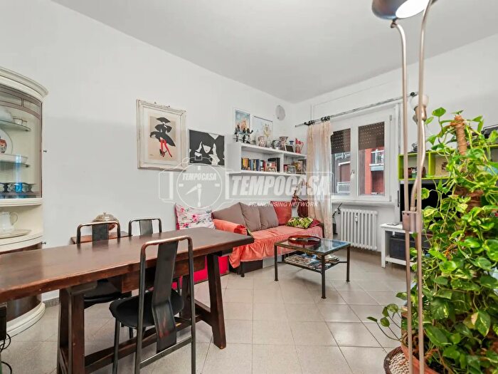 Appartamento bilocale in vendita in Via Ennio, Milano
