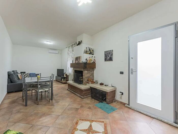 Casa con 6 locali in vendita in Via San Vitale Ovest a, Medicina