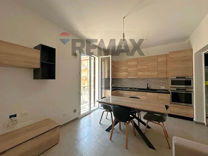 Appartamento trilocale in vendita in Via Pola, Bagheria