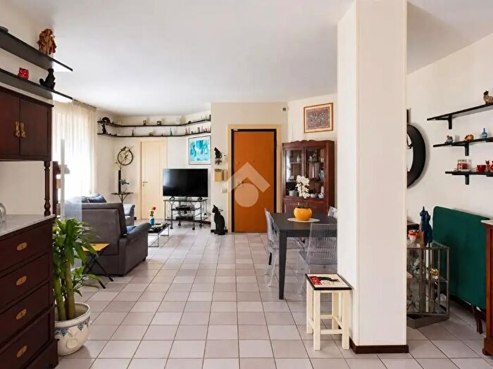 Appartamento quadrilocale in vendita in Via Domenico Cantatore, Lecce