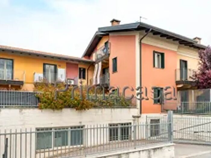 Appartamento trilocale in vendita in Via Marinetti, Caldiero